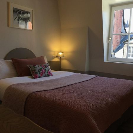 Hotel L'Adresse Tours Rom bilde