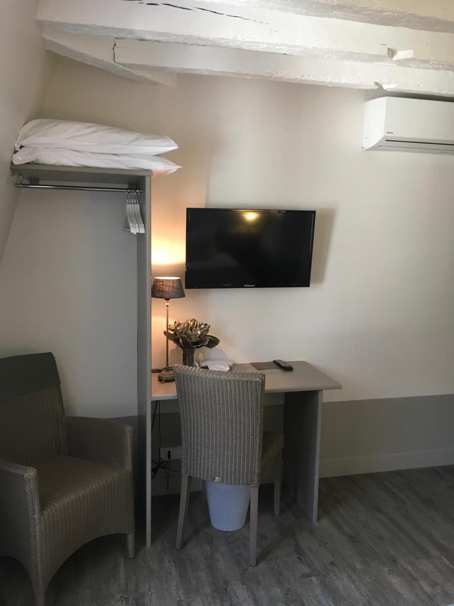 Hotel L'Adresse Tours Rom bilde